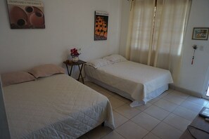 Cabana Comfort, 2 llits dobles, no fumadors (Limon Dulce) | Planxa i posts de planxar i wifi gratuïta 