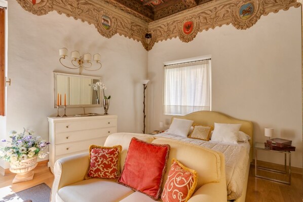 Apartment, 1 Bedroom | 1 bedroom, iron/ironing board, free WiFi, bed sheets