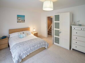 Luxury-Haus, Mehrere Betten, Nichtraucher | 3 Schlafzimmer, schallisolierte Zimmer, Bügeleisen/Bügelbrett