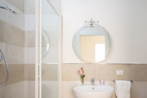 Apartment, 3 Bedrooms | Bathroom | Shower, rainfall showerhead, hair dryer, towels - Fiesolana Balcony (Florence)