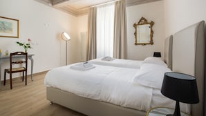Room - Fiesolana Balcony (Florence)