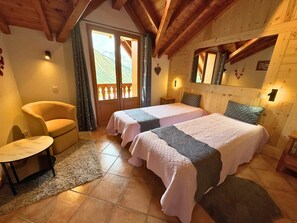 4 camere, Wi-Fi gratuito