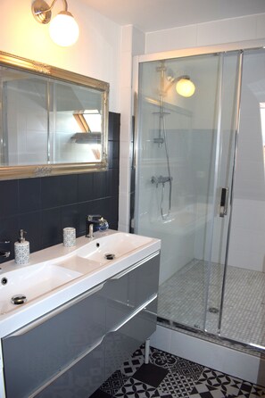 Hair dryer, towels, soap, toilet paper