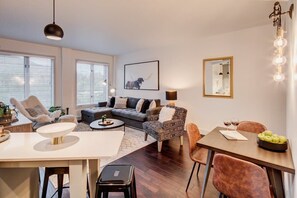 Interior - 1BR Mountain Modern - Steps to Main St & Town Lift (Park City)