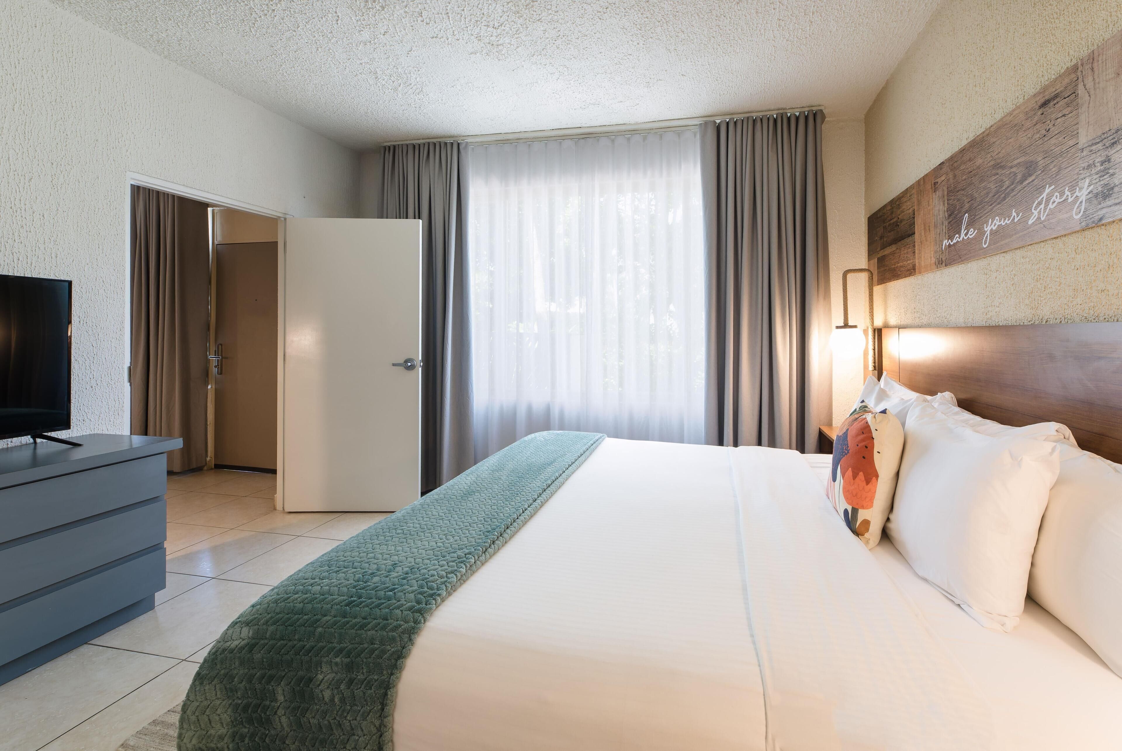 Familiesuite, flere senger, ikke-røyk, hageutsikt (Playa Collection) | 1 soverom, sengetøy av topp kvalitet og senger med overmadrass