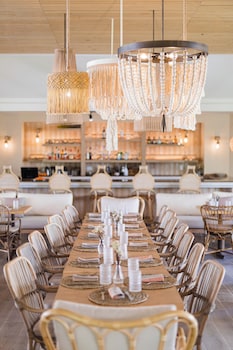 5 restaurants, breakfast, lunch, dinner served; international cuisine at Wyndham Palmas Beach and Golf Boutique Resort