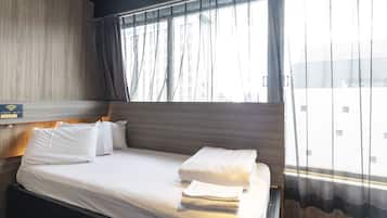 Premium-Zimmer, Nur Frauen, Nichtraucher (Capsule) | Kostenloses WLAN, Bettwäsche