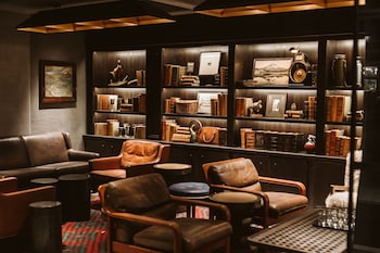 Lunch and dinner served, American cuisine at Woodlark Hotel Portland, a Tribute Portfolio Hotel