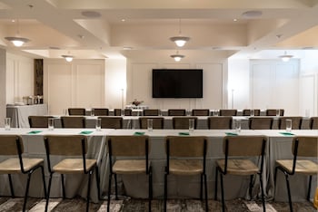 Meeting space at Woodlark Hotel Portland, a Tribute Portfolio Hotel