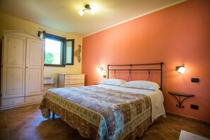 Apartamento, 2 habitaciones (4 pax) | Decoración individual, mobiliario individual, wifi gratis y ropa de cama