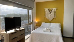 Design Apartment | Iron/ironing board, free WiFi, bed sheets