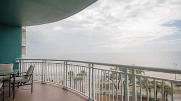Condo, 2 Bedrooms, Hot Tub | Balcony