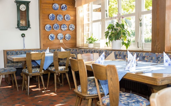 Dîner et souper servis sur place
