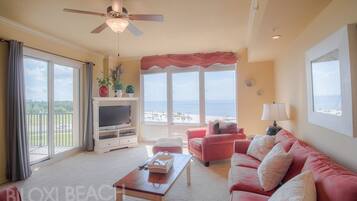 Condo, 2 Bedrooms, Hot Tub | Living room | TV, DVD player