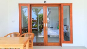 Unclassified image, 2 of 41, button - Pererenan Nengah Guesthouse (Canggu)