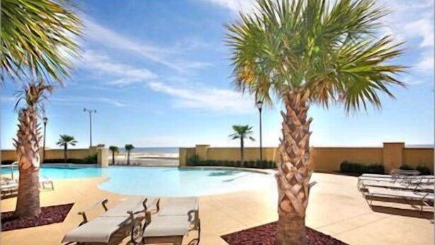 Outdoor pool - Sienna-Sienna 907 - Near Gulfport Beach (Gulfport)