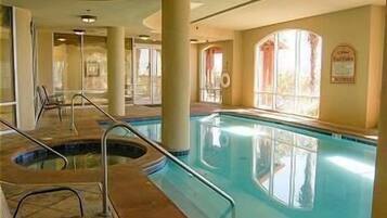 Kolam renang terbuka