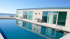 Outdoor pool - Sea Breeze-Sea Breeze 410 Deluxe (Biloxi)