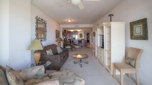Condo, 2 Bedrooms, Balcony | Living area