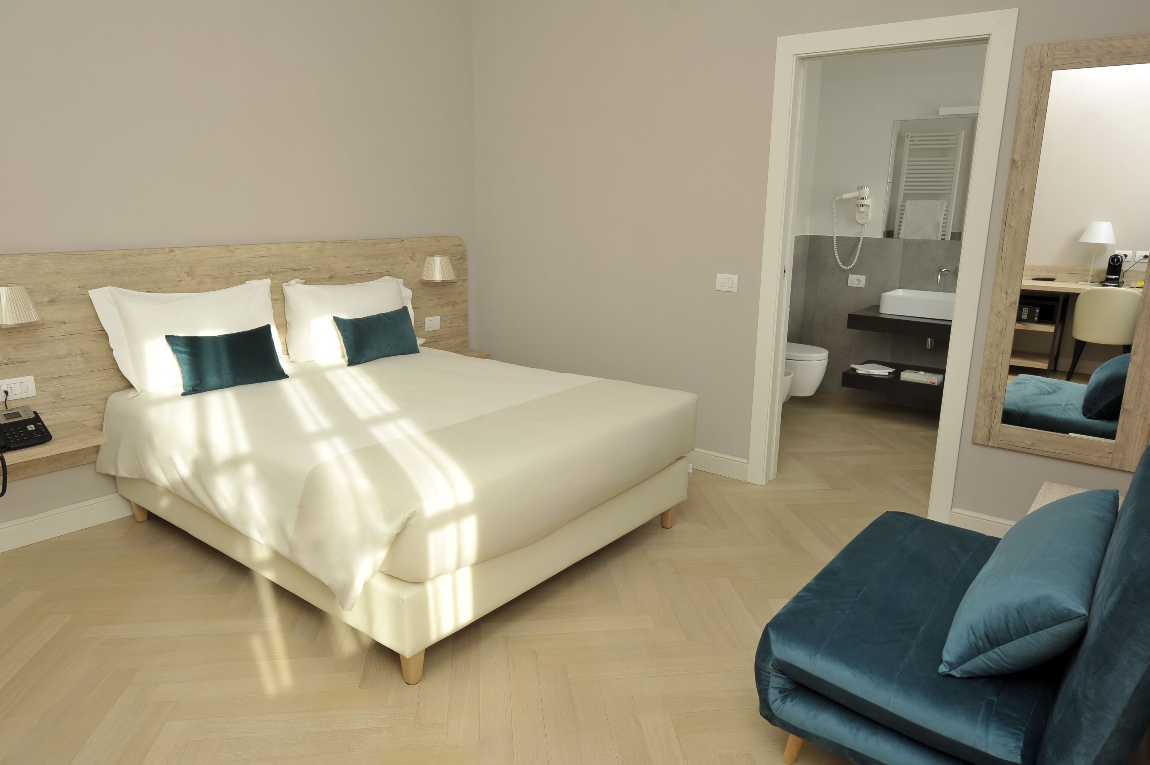 Photo - Bergamo Inn 43