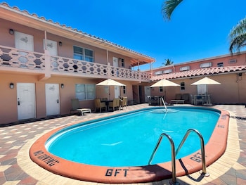 4 outdoor pools at Paradise Oceanfront HBH