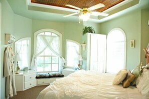 Lady Kassie's Rose Cottage