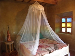 Soundproofing, bed sheets, wheelchair access