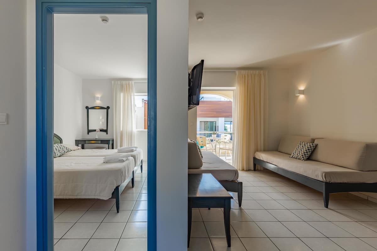 Superior Apartment, 1 Bedroom, Balcony | In-room safe, desk, laptop workspace, blackout curtains