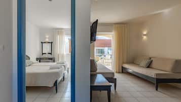 Superior Apartment, 1 Bedroom, Balcony | In-room safe, desk, laptop workspace, blackout curtains
