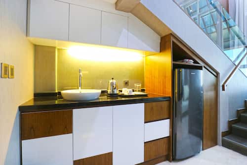 Loft Standard | Bagno | Doccia, set di cortesia gratuito, asciugamani