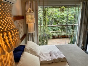 1 chambre, fer et planche Ă repasser, Wi-Fi gratuit, draps fournis