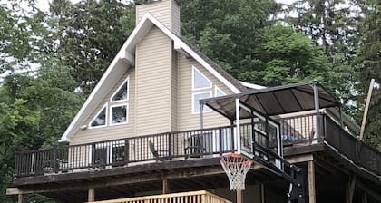 Seneca Wine Trail Chalet -