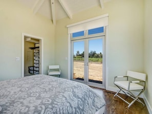 1 habitación, escritorio, tabla de planchar con plancha y wifi gratis