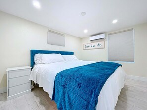 2 habitaciones, tabla de planchar con plancha, cuna de viaje y wifi 