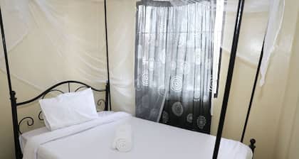 Ramon Cozy Maisonette, Near JKIA Airport