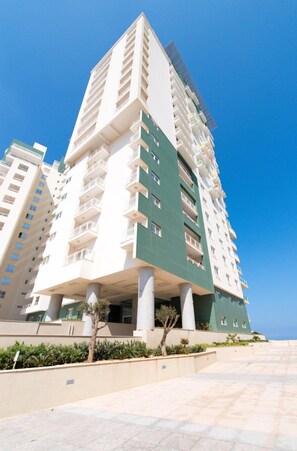 Exterior - SEAVIEW APT INCL POOL IN SLIEMA (Sliema)