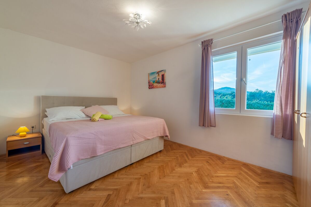 4 Schlafzimmer, Bügeleisen/Bügelbrett, kostenloses WLAN, Bettwäsche