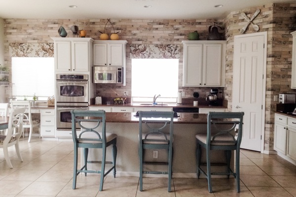 Amazing Updated Kitchen & Great room