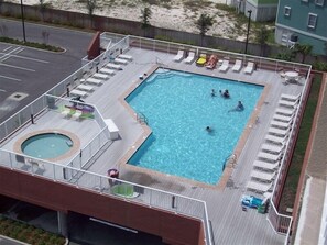 Piscine extérieure, piscine chauffée