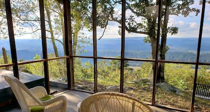 Stoneridge Cottage I - Best view and walking distance to town