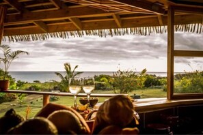 Bungalow, 1 King-Bett, eigenes Bad (Hoe Vaka) | Strand-/Meerblick