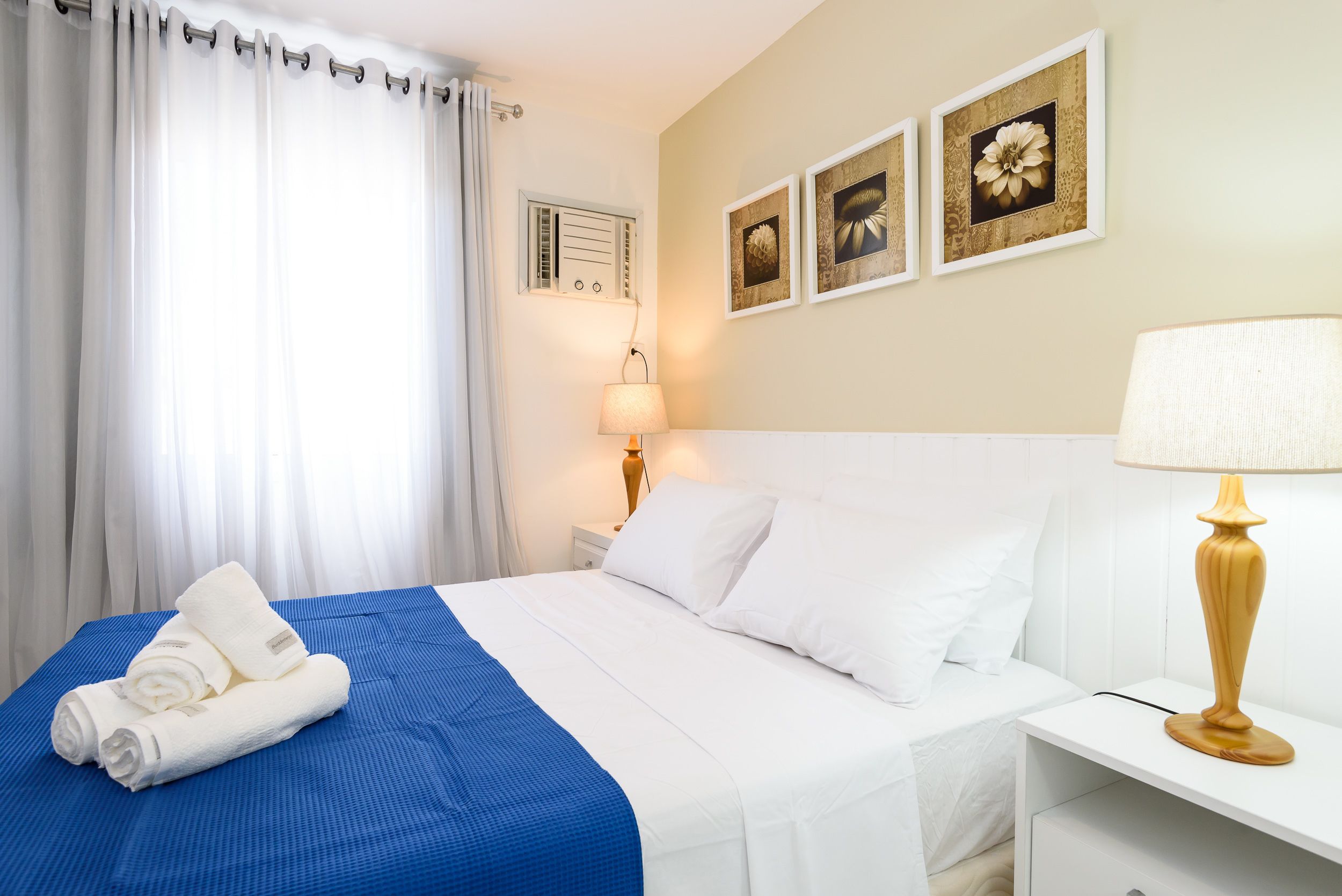 办公桌、熨斗/熨衣板、免费 WiFi、床单