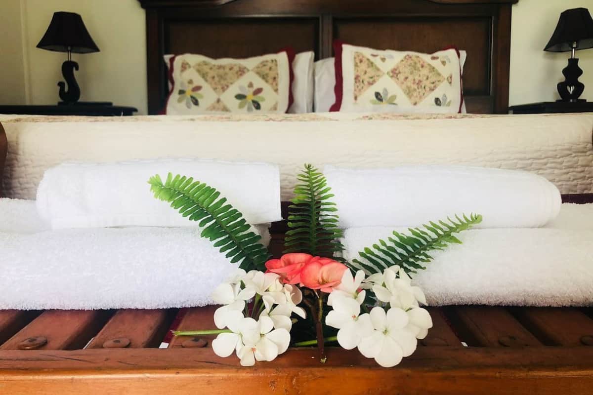 Superior Double Room, 1 Double Bed | Iron/ironing board (on request), WiFi (free), bed sheets