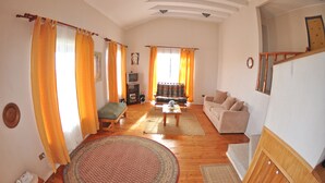 Family House | Living area | 40-inch flat-screen TV with cable channels, TV
