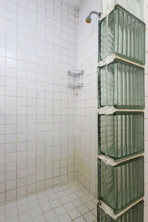Bathroom - Omar do Rio - Apartamento GC54 (Rio de Janeiro)