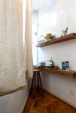 公寓, 多張床, 非吸煙房 | 起居區 | LED 液晶電視