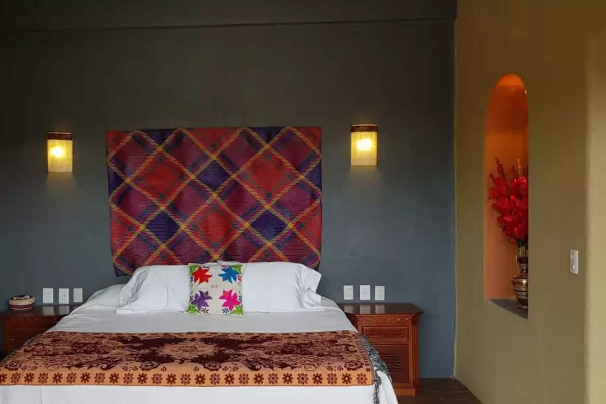 Habitación Confort, 1 cama de matrimonio grande, no fumadores | Ropa de cama de alta calidad, colchones con acolchado adicional, minibar