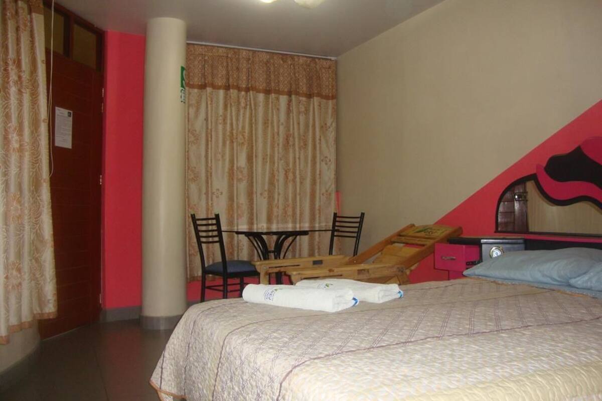 Room, Jetted Tub