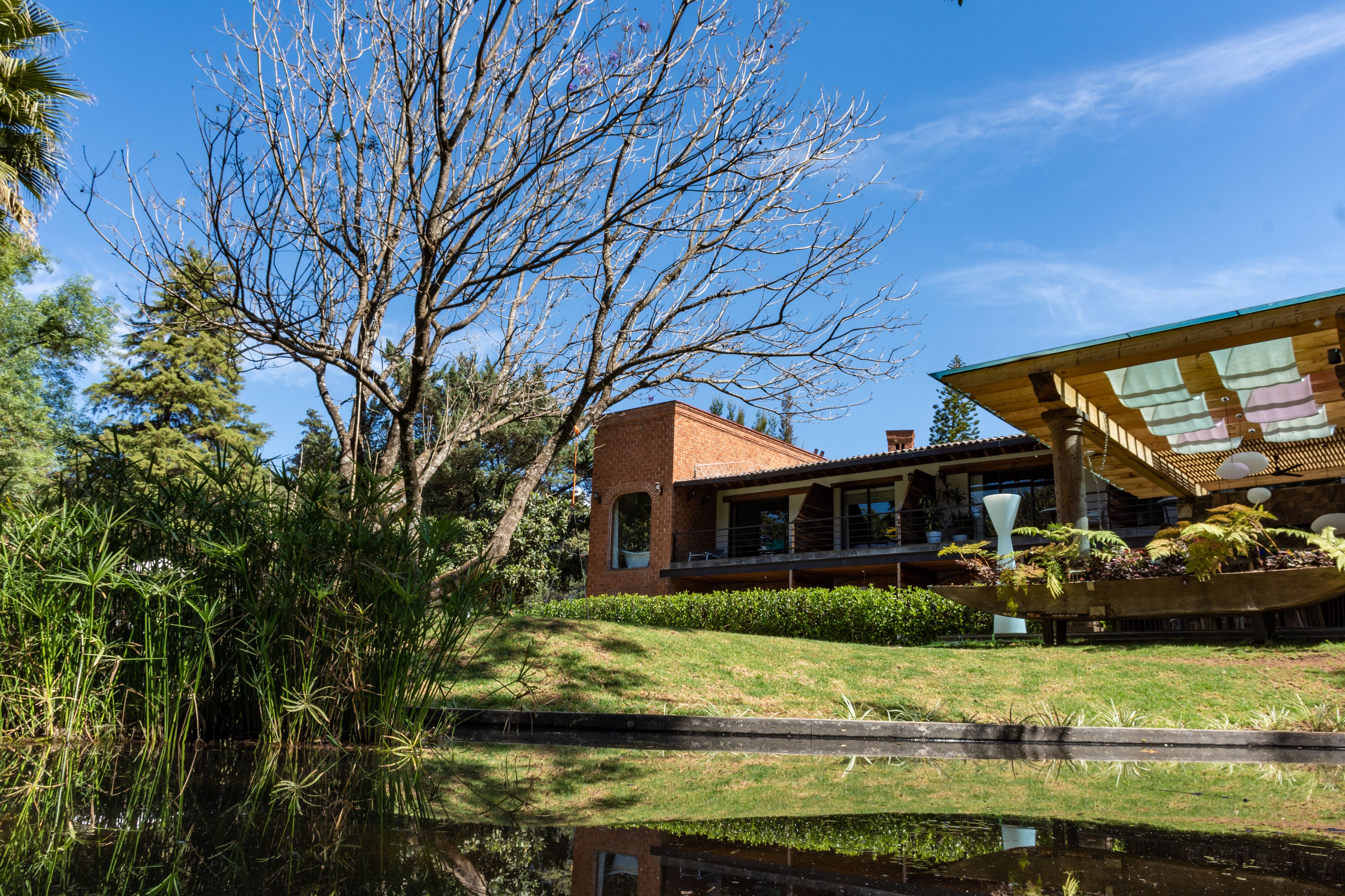 45-inch lcd tv with cable channels, tv, fireplace