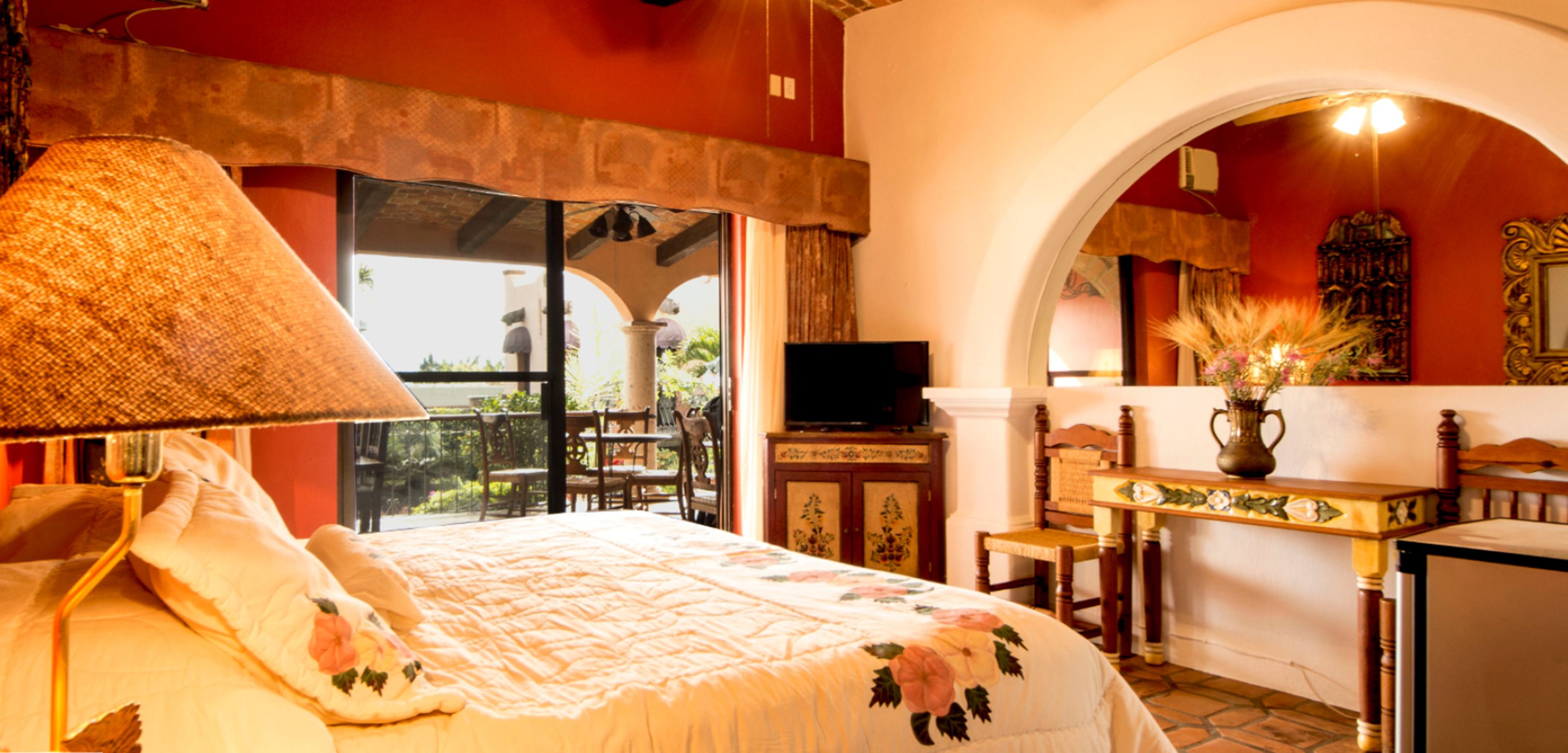 la terraza suite | premium bedding, down duvets, pillow-top beds, minibar